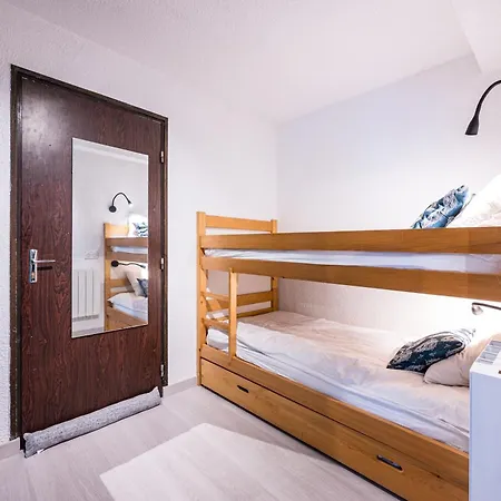 Apartment Skis Aux Pieds Peisey-Nancroix