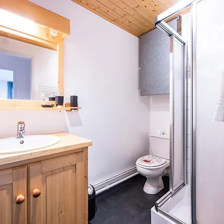 Apartment Skis Aux Pieds Peisey-Nancroix